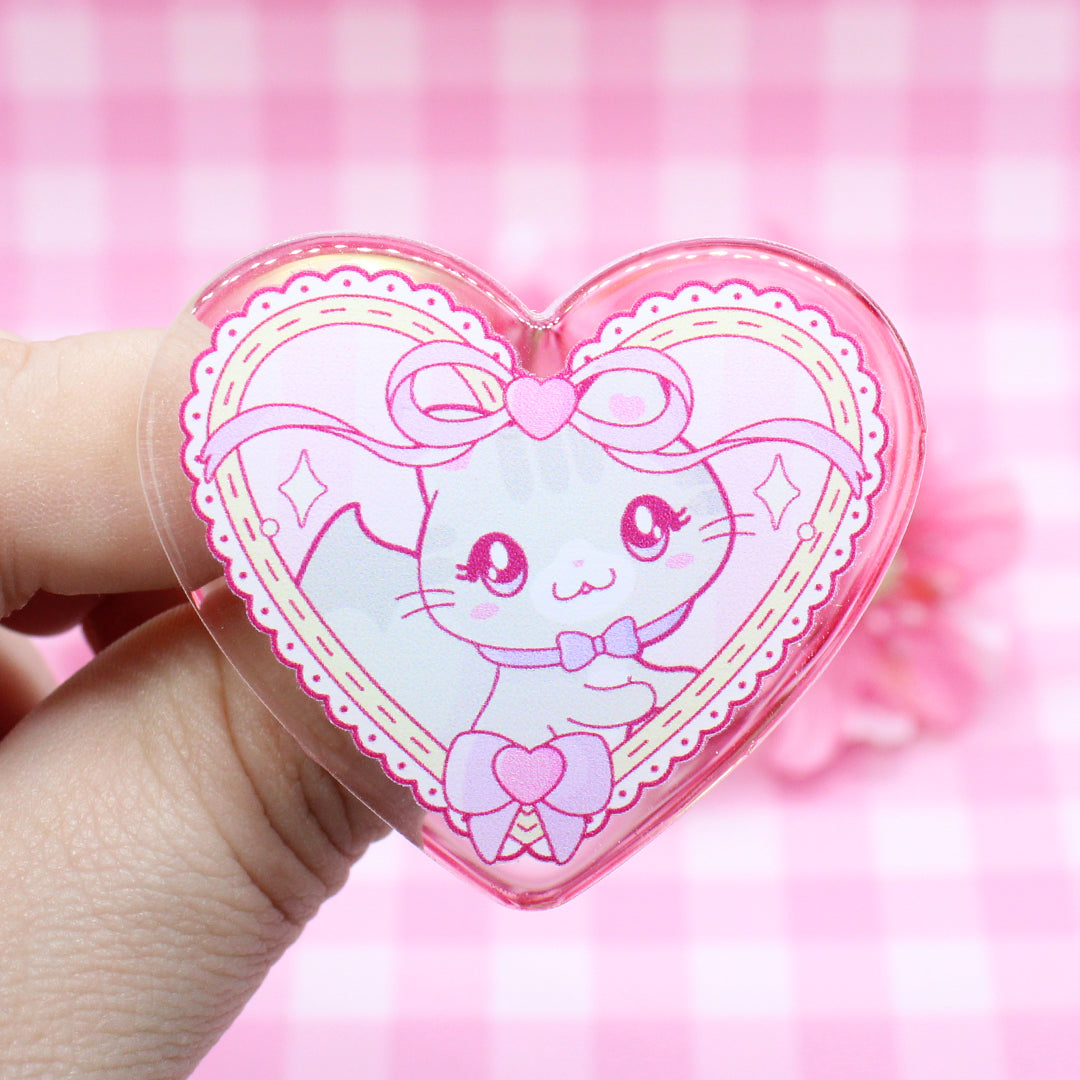 Pin de Acrílico Kira San Valentín